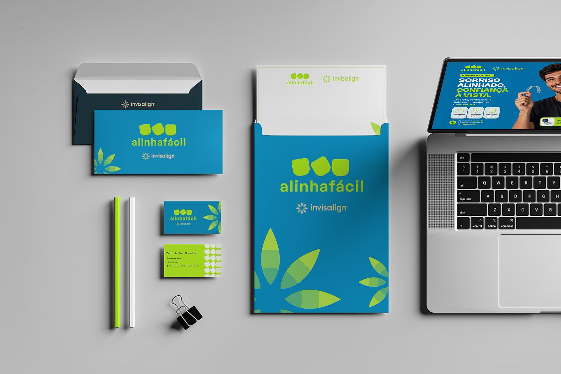 Papelaria co-branded alinhafácil + Invisalign